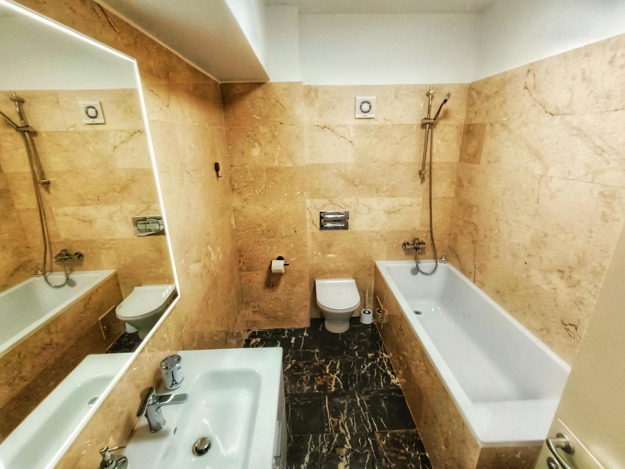 Super Apartments Near Airport With Shop & Free Parking Ιάσιο Εξωτερικό φωτογραφία